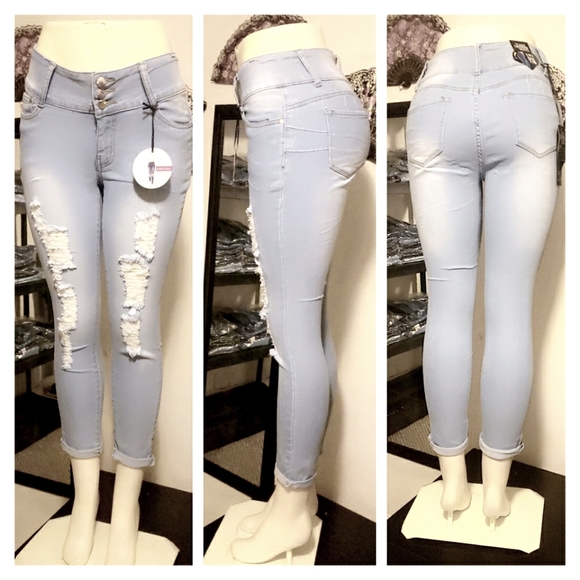 Jeans - Picture 2 of 5